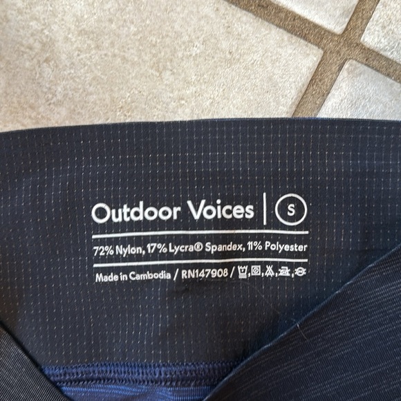 Outdoor Voices Techsweat Warmup 3/4 Leggings Navy S - Picture 3 of 7
